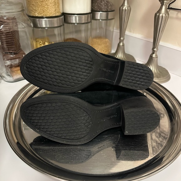 [♦️🧾SOLD] Hush Puppies Chelsea Suede Boots - Picture 4 of 5